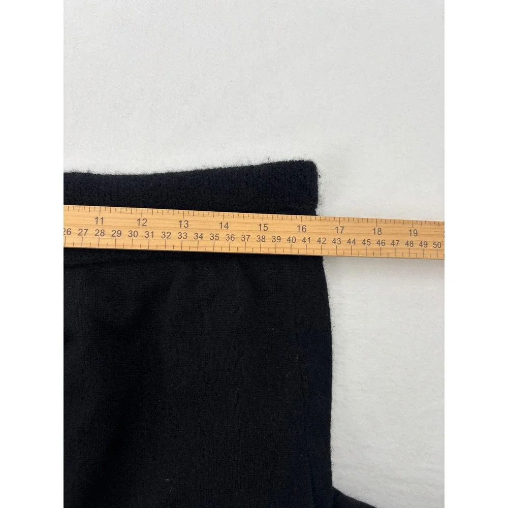 CHANEL knit joggers